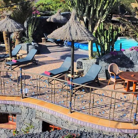 Lava - Sauna, Beheizter Pool, Traumhafter Meerblick, Billiard, Tischtennis Appartement *