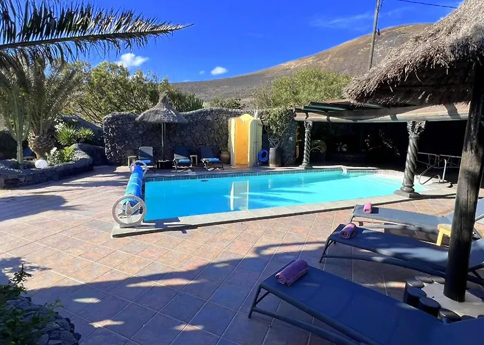 Appartement Lava - Sauna, Beheizter Pool, Traumhafter Meerblick, Billiard, Tischtennis *